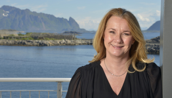 Trine Husjord Salg- og kundekonsulent Lofotkraft Bredbånd AS